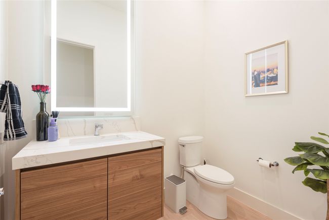 Powder bath on the first floor. | Image 19