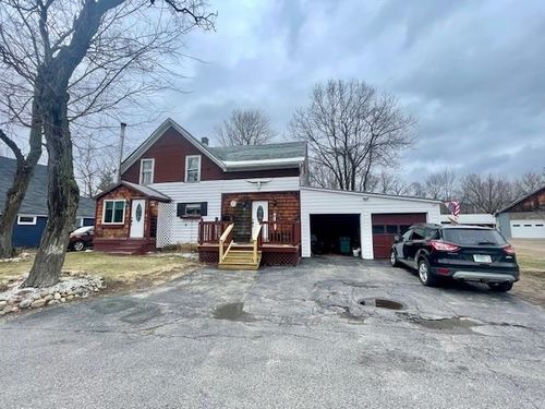 39 Washington St, Gorham, NH, 03581-1313 | Card Image