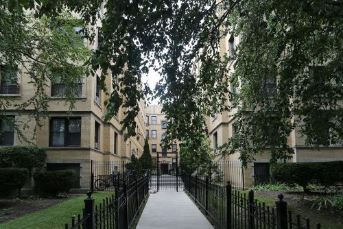 4c-4608 N Beacon Street, Chicago, IL, 60640 | Card Image