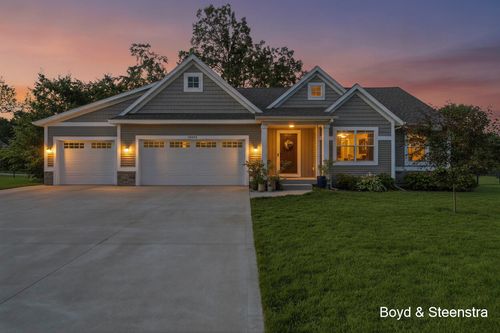 13092 Boulderway Trl, Grand Haven, MI, 49417-9803 | Card Image