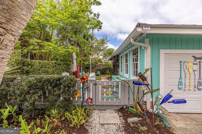 1129 College St, House other with 2 bedrooms, 2 bathrooms and 3 parking in Saint Simons Is GA | Image 27