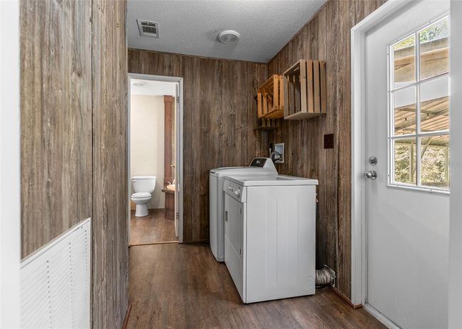 2005 Ne 185 Th St, House other with 3 bedrooms, 2 bathrooms and null parking in CITRA FL | Image 31