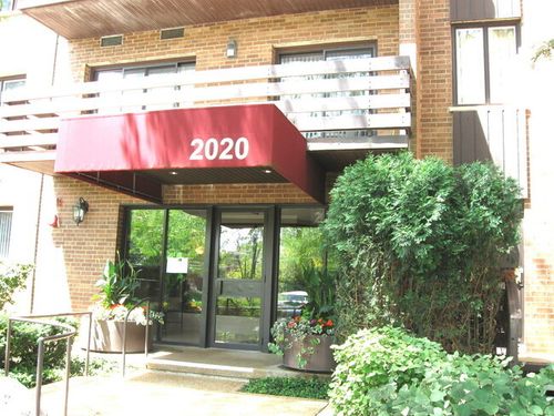 406-2020 Chestnut Ave, Glenview, IL, 60025-1651 | Card Image