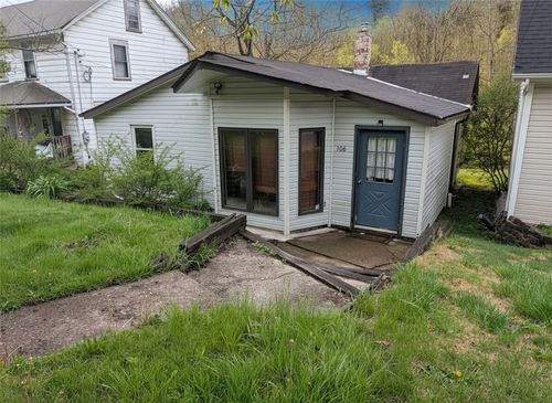 106 Sullivan St, Butler, PA, 16001-4180 | Card Image