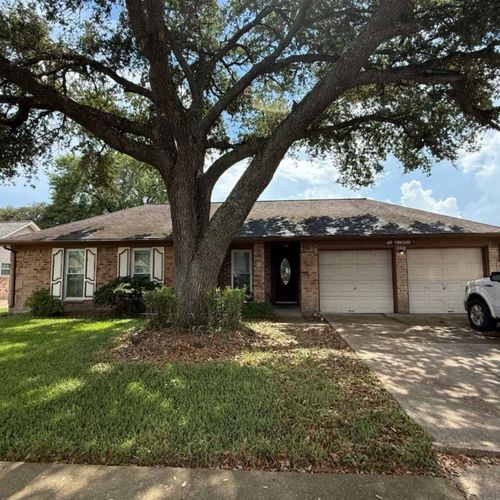 609 Yorkshire Ct, Deer Park, TX, 77536-8119 | Card Image