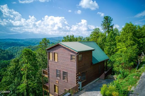 4-2251 Upper Middle Creek Road, Sevierville, TN, 37876 | Card Image