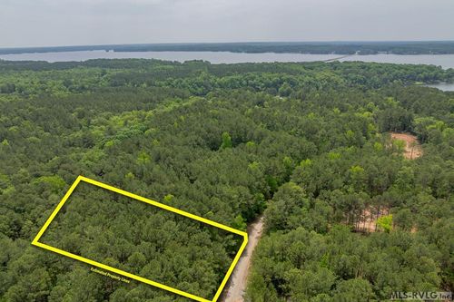 9 Shadowbrook Shrs, Littleton, NC, 27850-9604 | Card Image