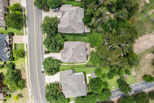 Home Backs to the HOA Pool, Playground, Splash Pad, and Dog Park | Image 37