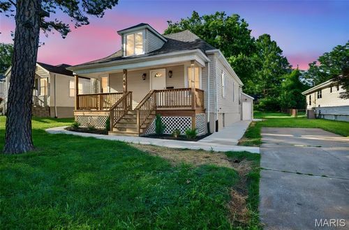 7146 Mardel Ave, Saint Louis, MO, 63109-1123 | Card Image