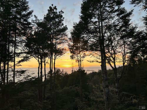 37275 Glennen Dr, Gualala, CA, 95445 | Card Image