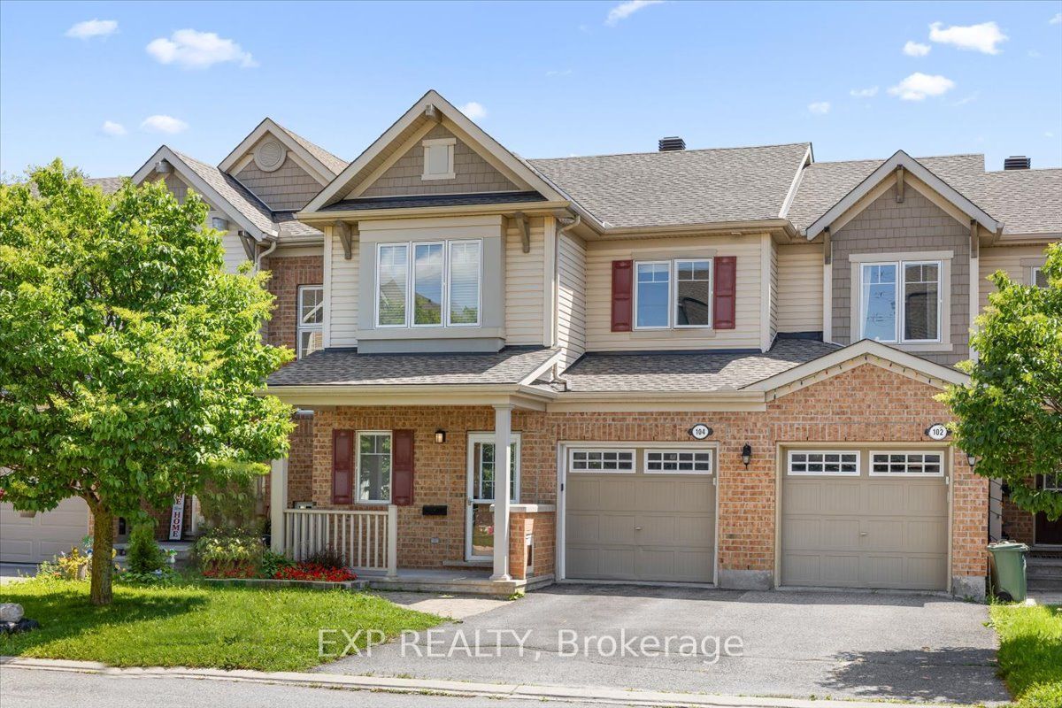 Residential in Stittsville - Munster - Richmond