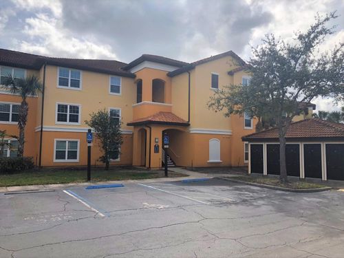 apt-7310-5471 Vineland Rd, ORLANDO, FL, 32811-7672 | Card Image