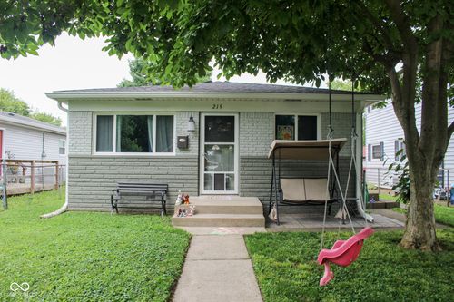 219 N 9th Ave, Beech Grove, IN, 46107-1216 | Card Image