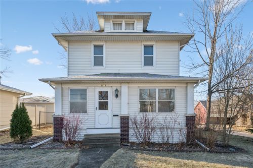 2015 8th Avenue, Marion, IA, 52302 | Card Image