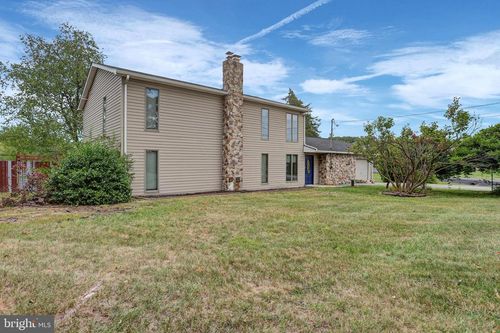 3365 Buchanan Trl W, GREENCASTLE, PA, 17225-9387 | Card Image