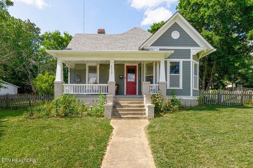 617 Chickamauga Ave, Knoxville, TN, 37917-4214 | Card Image