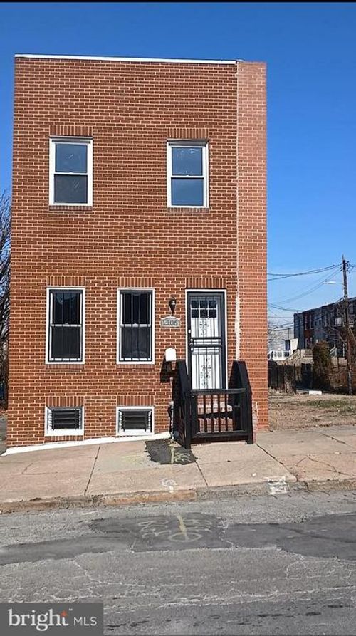 2106 E Lafayette Ave, BALTIMORE, MD, 21213-2532 | Card Image