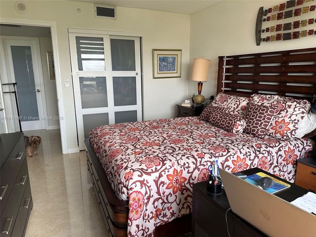 APT-1101 - 1000 Quayside Ter, Condo with 3 bedrooms, 3 bathrooms and null parking in Miami FL | Image 10