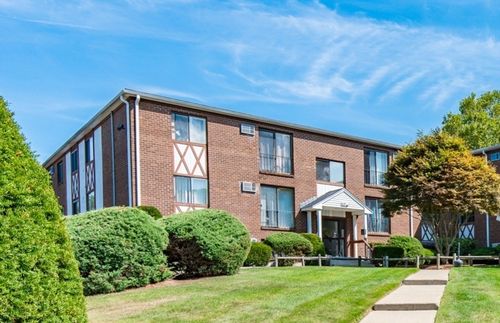 apt-106-127 King St, Franklin, MA, 02038-2374 | Card Image