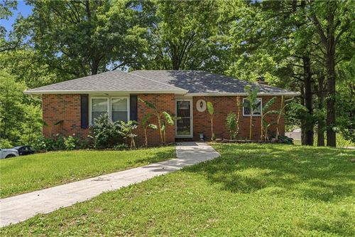 7 Country Club Ter, Lexington, MO, 64067-2209 | Card Image