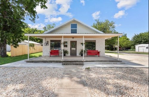 1003 W 5th St, Clifton, TX, 76634-1407 | Card Image