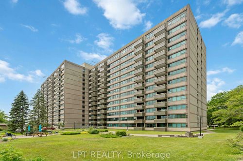 314-555 Brittany Dr, Ottawa, ON, K1K4C5 | Card Image