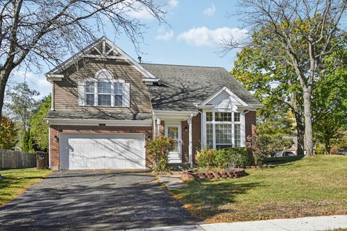 1724 Becker Ct, Crystal Lake, IL, 60014-2011 | Card Image