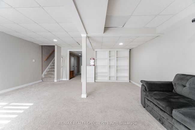 5312 Dryden Ave, House attached with 3 bedrooms, 3 bathrooms and 1 parking in Burlington ON | Image 39