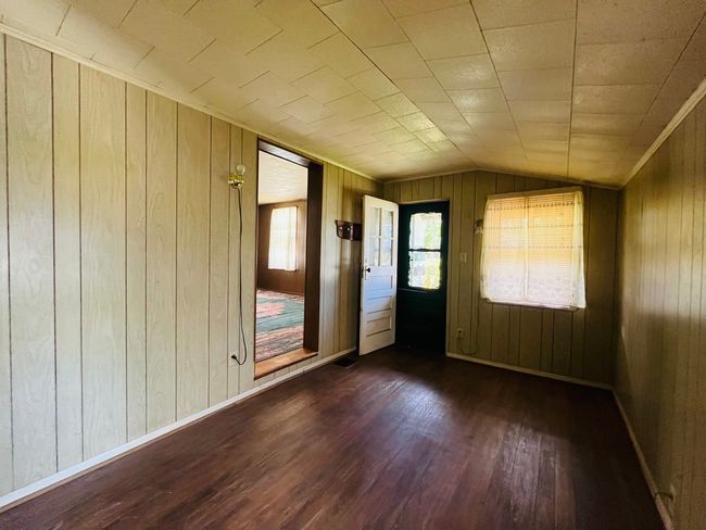 1213 E Main St, House other with 1 bedrooms, 1 bathrooms and 6 parking in Streator IL | Image 12