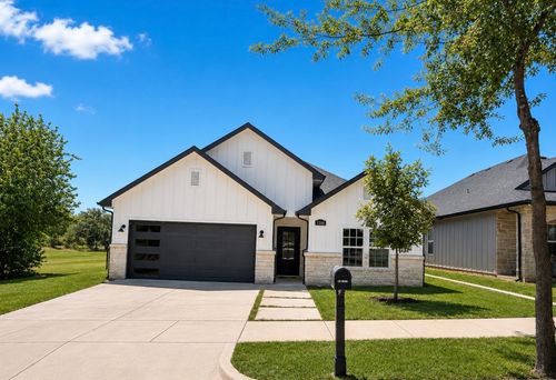 1516 E Humbolt St, Fort Worth, TX, 76104-5415 | Card Image