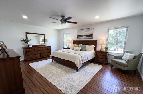 68 Delancy Ct, North Brunswick, NJ, 08902-3505 | Card Image