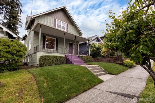1830 N 54th Street, Seattle, WA, 98103 | Card Image