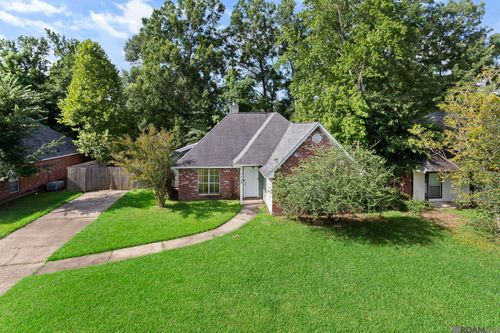 9130 Mason Dr, Denham Springs, LA, 70726-2752 | Card Image