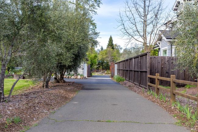 350 Newton Way, House other with 3 bedrooms, 2 bathrooms and 5 parking in Angwin CA | Image 7