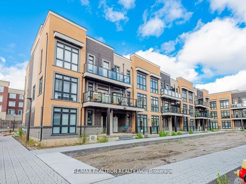 11-2 Phelps Lane, Richmond Hill, ON, L4E1J4 | Card Image