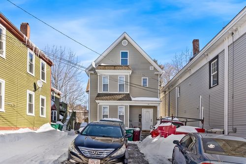 25 Read St, Lowell, MA, 01850-2513 | Card Image