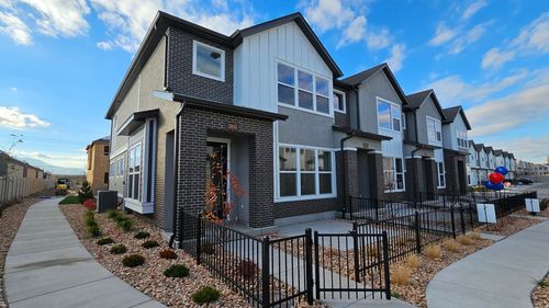 8-2895 S Malcolm Pl, West Valley City, UT, 84128-2731 | Card Image