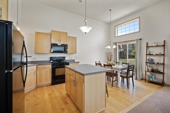 Kitchen/Dining room | Image 7