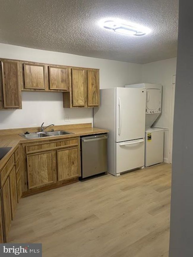 APT-114 - 5903 Mount Eagle Dr, Condo with 2 bedrooms, 2 bathrooms and null parking in ALEXANDRIA VA | Image 10