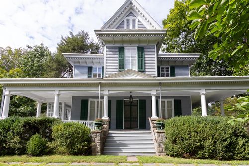 6477 Montgomery St 6477 Montgomery St, Rhinebeck, NY, 12572 | Card Image