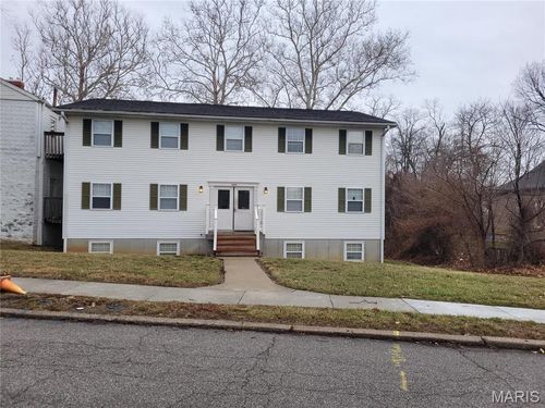 2705 College Ave, Alton, IL, 62002-4789 | Card Image