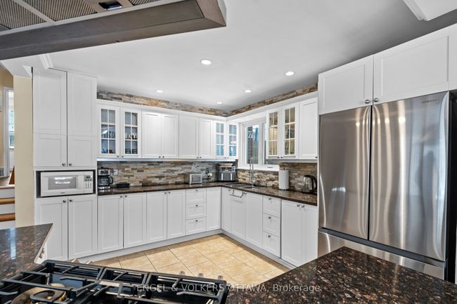 797 Hamlet Rd, House other with 2 bedrooms, 2 bathrooms and 2 parking in Ottawa ON | Image 13