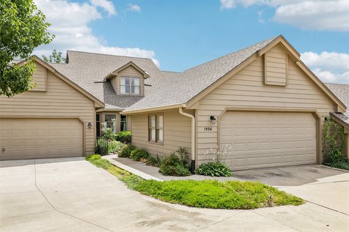 1936 Maple Cir, West Des Moines, IA, 50265-4268 | Card Image