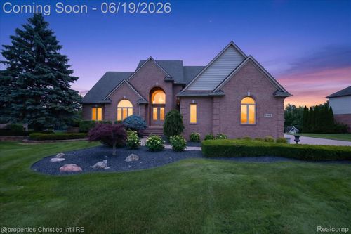 11808 Landers Dr, Plymouth, MI, 48170-3521 | Card Image