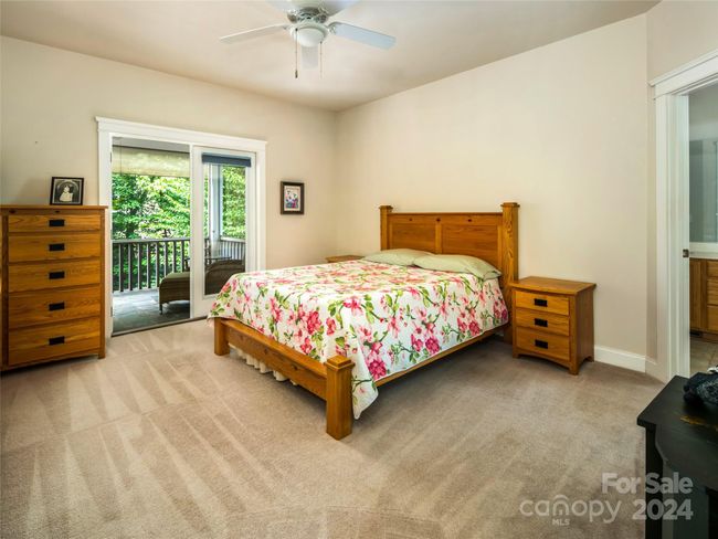 130 Harrop Dun Ct, House other with 3 bedrooms, 3 bathrooms and null parking in Biltmore Lake NC | Image 6