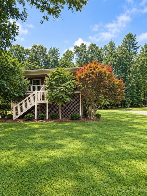 183 Meadow Dr, Millers Creek, NC, 28651-8527 | Card Image