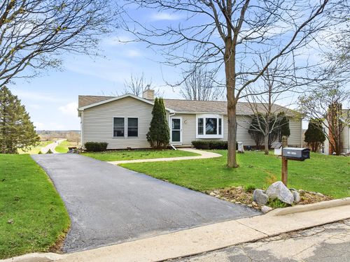 120 Beech Road, Waterloo, WI, 53594 | Card Image