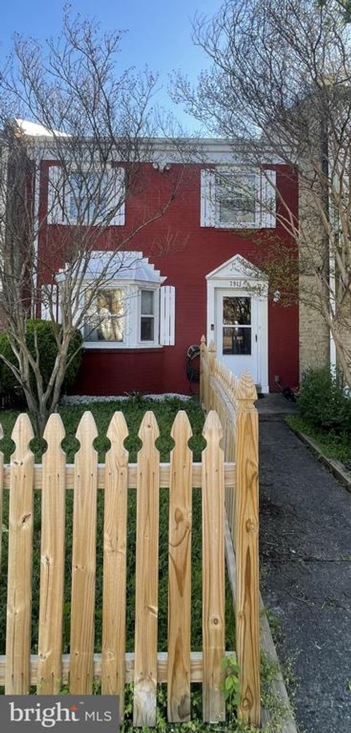 7911 Meadow Ct, MANASSAS, VA, 20109-3505 | Card Image
