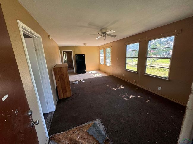 582 E Main St, House other with 2 bedrooms, 1 bathrooms and null parking in Van TX | Image 7