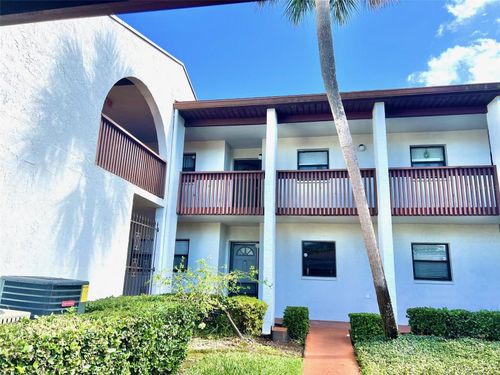 211a-7623 Radcliffe Cir, PORT RICHEY, FL, 34668-5925 | Card Image